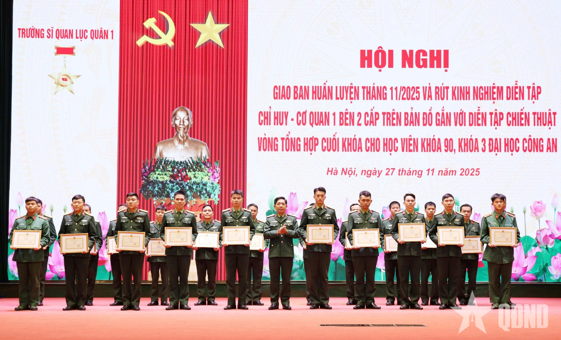 Trường Sĩ quan Lục quân 1 rút kinh nghiệm diễn tập cho học viên khóa 90